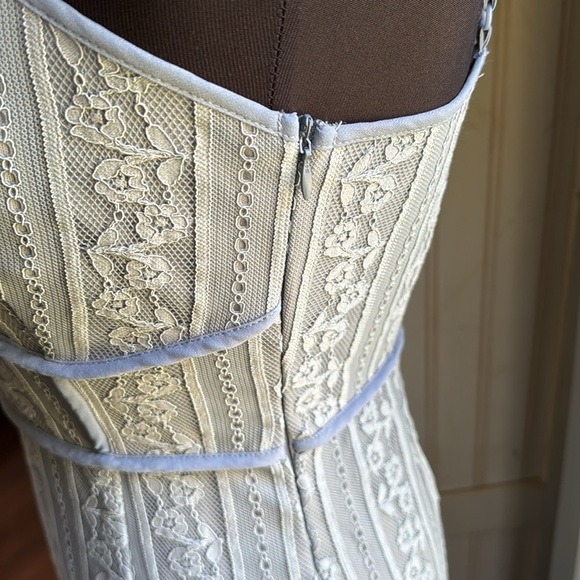 NWT Nasty Gal Lace Panel Split Mini - Picture 4 of 15